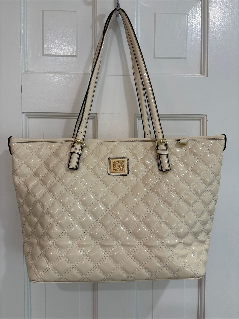 *EUC* Anne Klein patent Tote bag